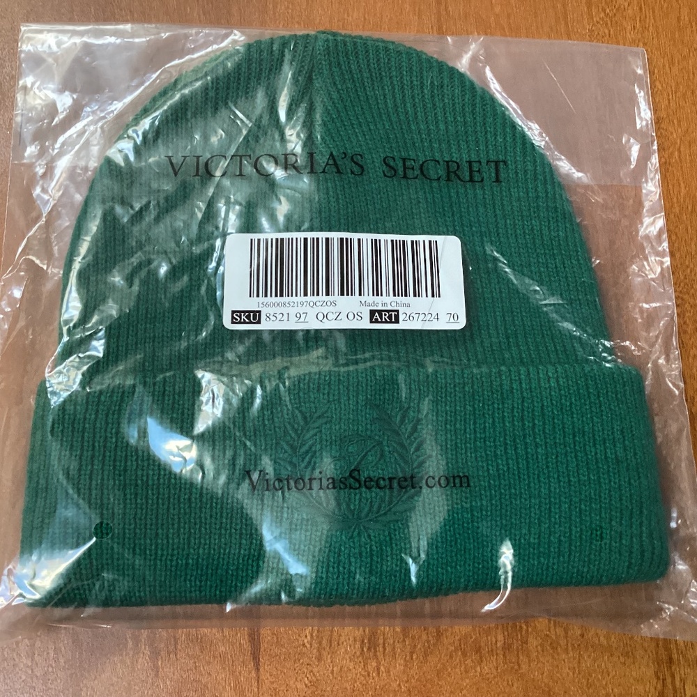 VS Pink Rib Knit Beanie Garnet Green NEW